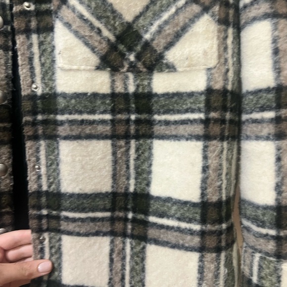 Blank NYC Plaid Shacket - Picture 4 of 4